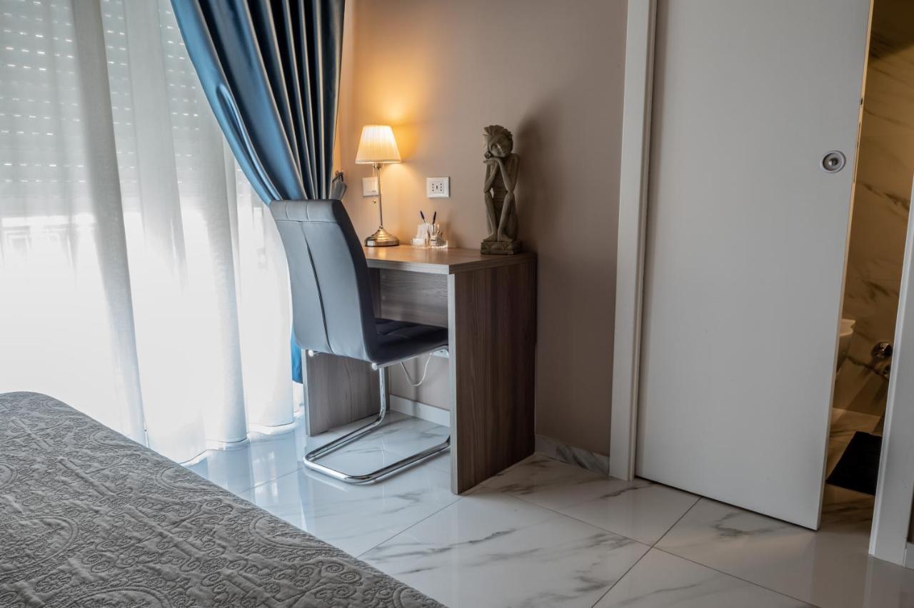 Eolian Port B&B Milazzo Exteriör bild